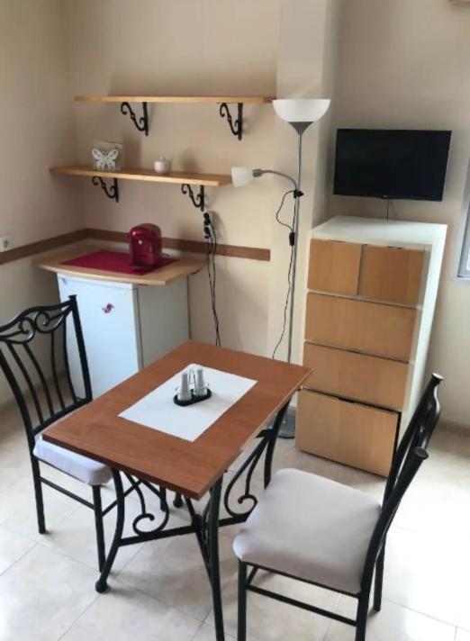 Apartamentos Real 81 Естепона Екстериор снимка